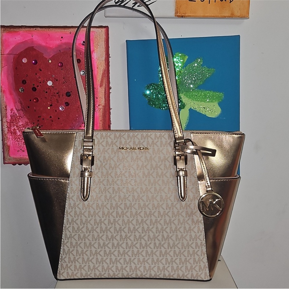 NWT Michael Kors Metallic Rose gold Tote MSRP $448